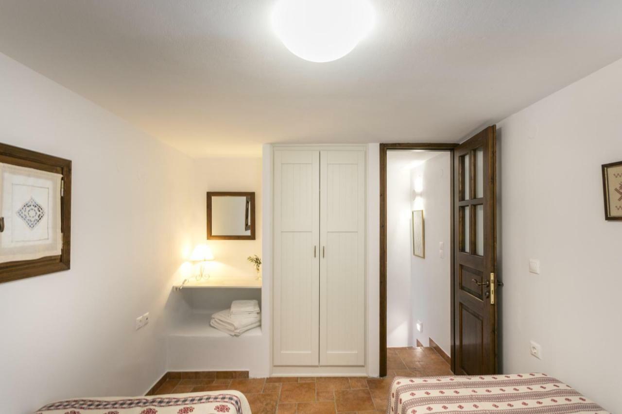 Traditional Inn Pirethron Aperathos Ngoại thất bức ảnh